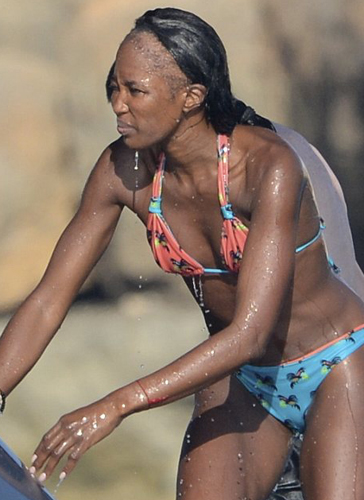 naomi1.jpg